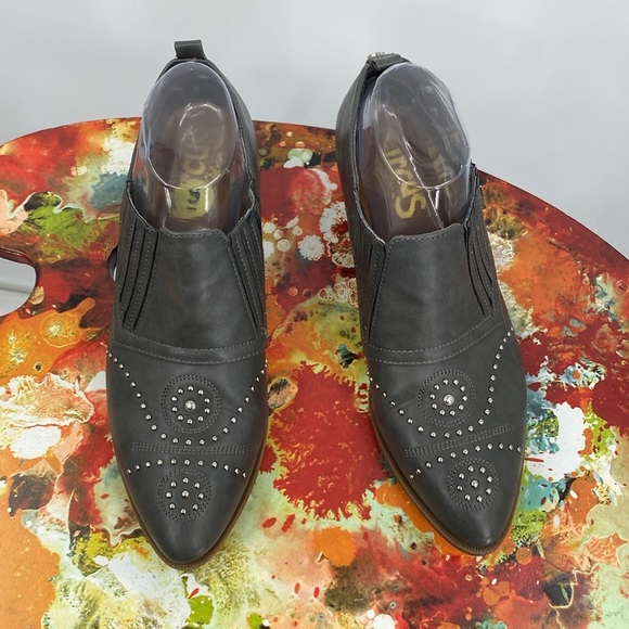 Circus by Sam Edelman Helena Studded Ankle Boots Womens Size 9.5M Gray Slip-on - Picture 3 of 13